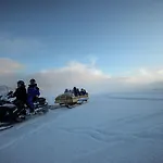 Snow 希尔科内斯