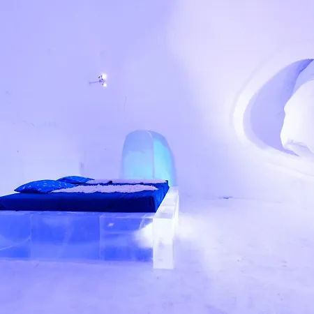 Snow Hotel Kirkenes
