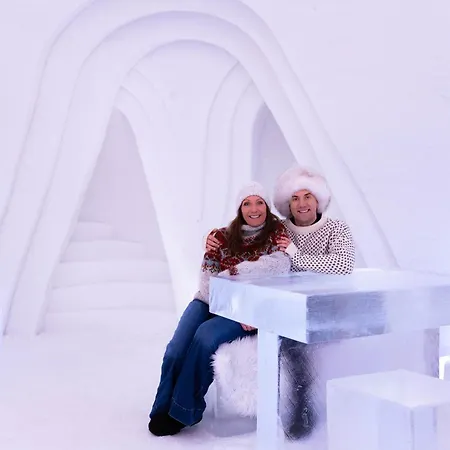 Snow Hotel Kirkenes