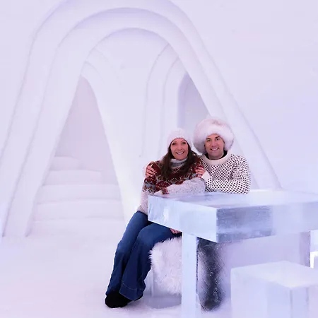 호텔 Snow