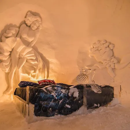 Snow Hotel
