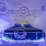 Hotel Snow